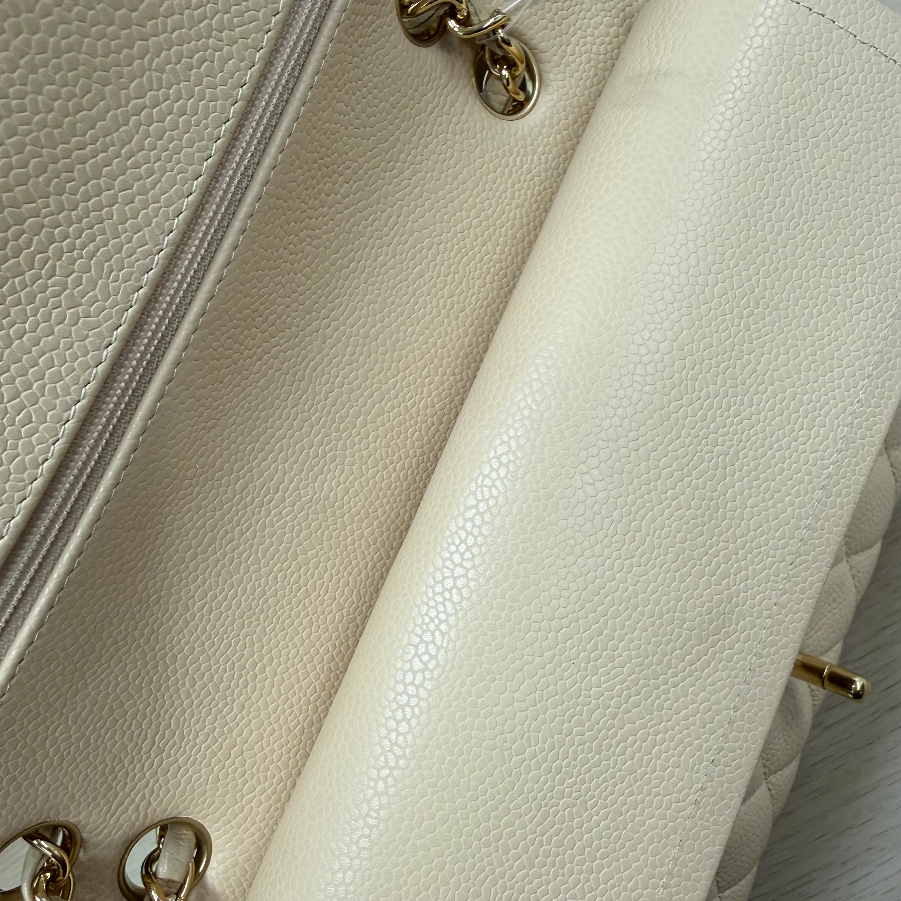 Chanel | Classic Flap Bag – Beige Caviar Leather & Gold Hardware (Pristine Condition) - Image 4
